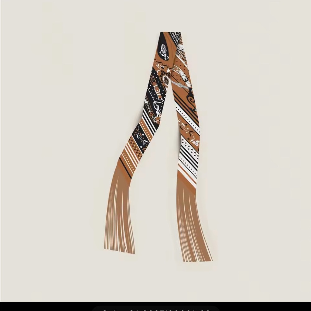 Trendy Fringe Handbag Wraps in several colors - Picture 4 of 15